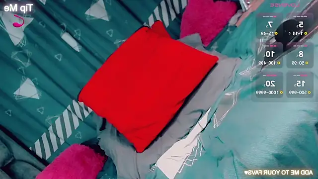 CharlotteBigCock online show from October 31, 4:44 pm