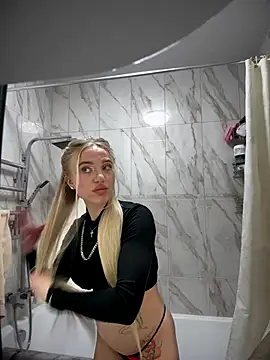 pinkstar  online show from October 8, 5:50 pm