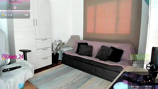 Gisell1501997 online show from November 28, 9:29 pm