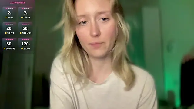 iilovetomatoes online show from October 29, 8:00 pm