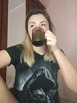 KrissSexi online show from October 31, 6:15 am