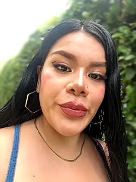 Insane Issa online show from January 8, 6:12 pm