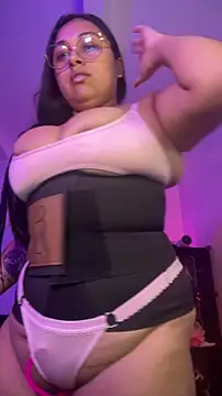 Soysofiarodrigu online show from November 6, 1:33 am