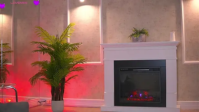 Abbela White online show from December 18, 7:35 am