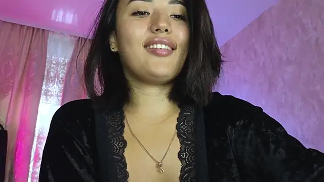 lily  foster online show from December 22, 7:22 am