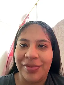 moncerrat luna online show from October 12, 9:50 pm