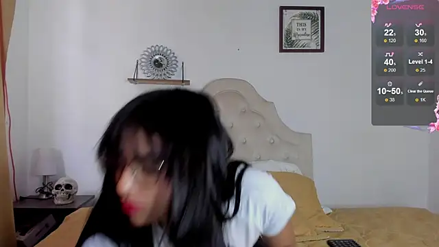 aliice walker  online show from September 26, 12:47 pm