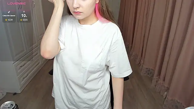 lil cassie online show from October 31, 5:17 pm