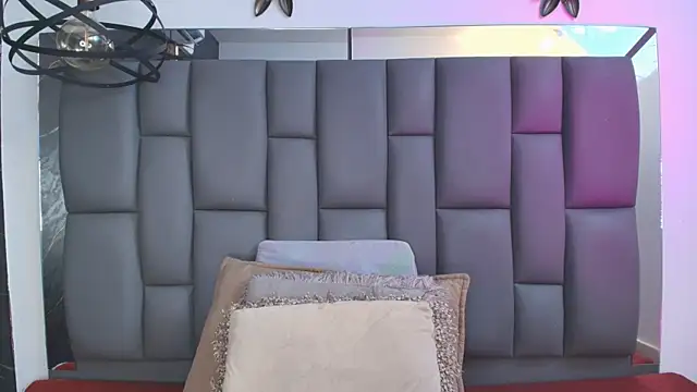  MiaBrown  online show from January 10, 6:12 pm