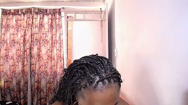 yselahot online show from September 12, 6:15 pm