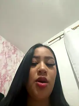 Luisa Fernandaa online show from November 13, 11:37 pm