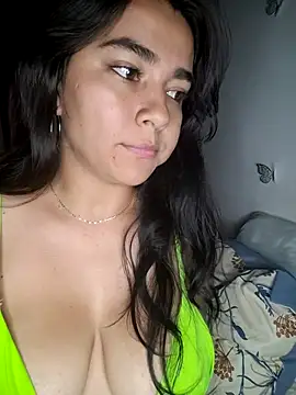 Snapshot of alison_villalobo chatting on September 16, 9:01 pm alison villalobo online show from September 16, 9:01 pm