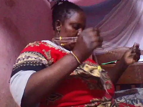 big clits online show from February 28, 4:06 pm