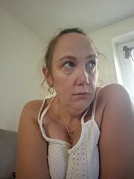 Wisie Cutie online show from November 16, 1:33 pm