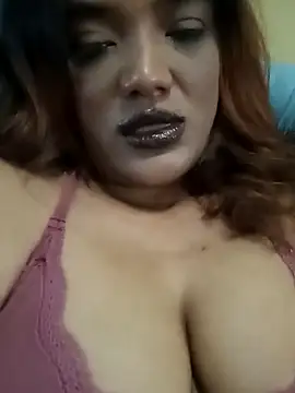 Indianpleasure300 online show from January 16, 6:04 pm