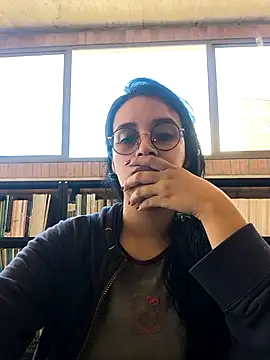 Annya-sweet online show from November 18, 4:30 pm