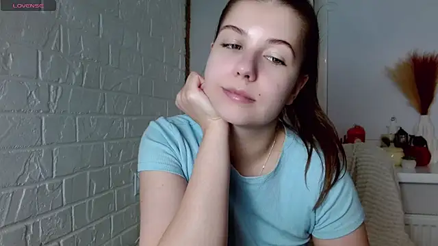 Snapshot of SayMeow_ chatting on October 25, 8:37 pm SayMeow  online show from October 25, 8:37 pm