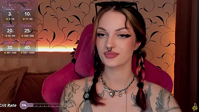 BratzieDarsie online show from October 4, 9:59 am