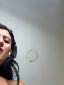 ari artis online show from February 10, 12:13 am