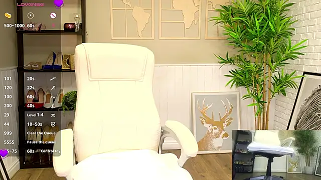 SelineSole online show from February 11, 5:14 pm