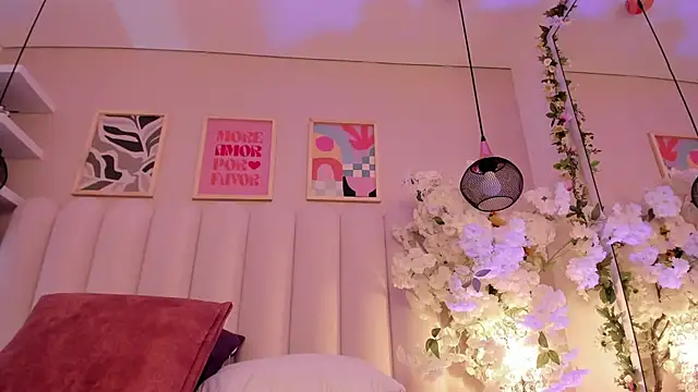 cute  cherry  online show from November 14, 11:05 pm