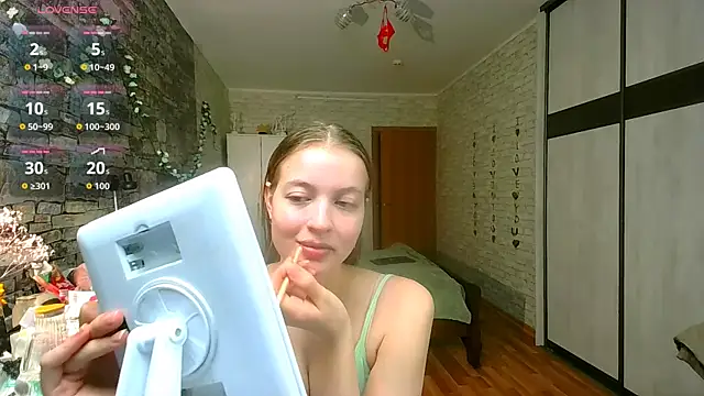   Aphrodita  wow   online show from March 2, 4:57 pm