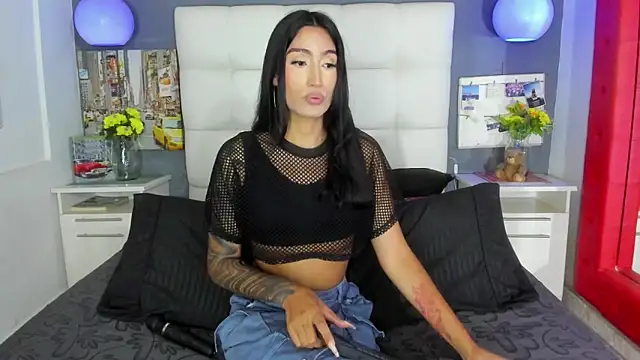 Taly Fox online show from November 8, 2:55 pm