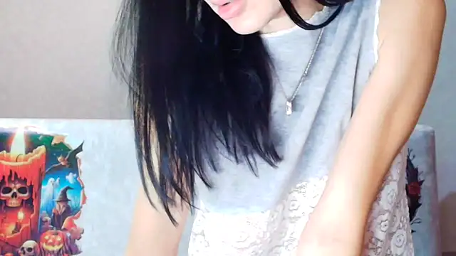 Snapshot of Siaconna chatting on October 25, 8:00 am Siaconna online show from October 25, 8:00 am