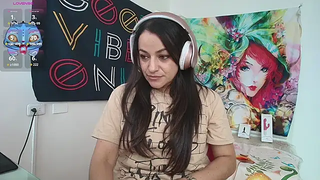 LovelyAzucena online show from February 4, 3:37 pm