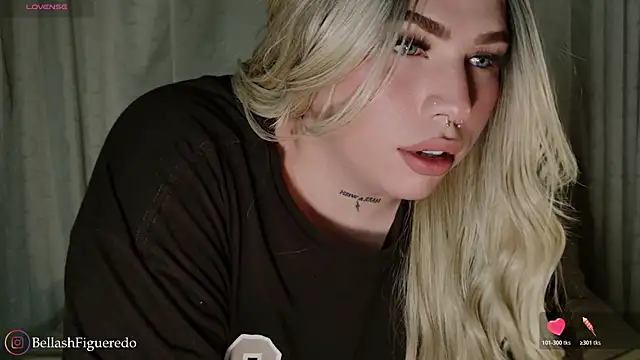 Snapshot of Bellash_Figueredo chatting on October 27, 11:21 pm Bellash Figueredo online show from October 27, 11:21 pm