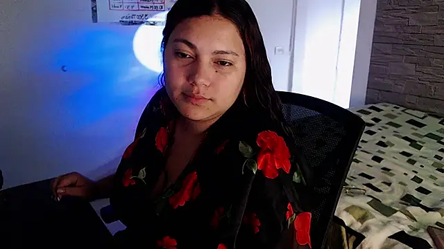 girl milk2 online show from February 11, 11:55 am