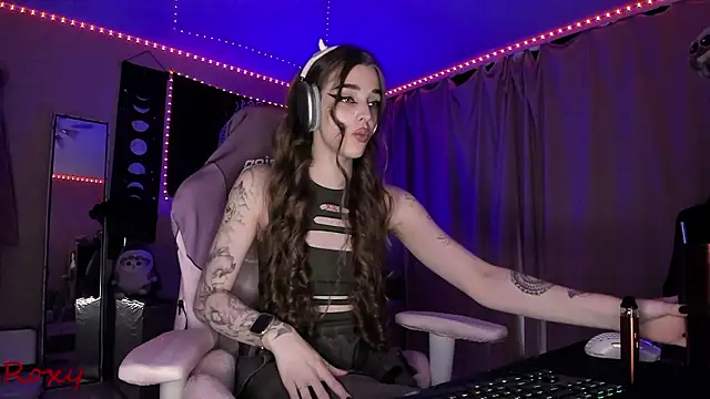 wet dream  online show from February 27, 5:51 am