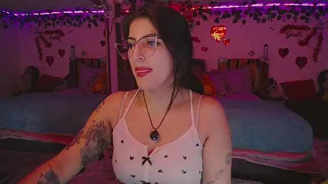 Snapshot of azahar__ziiz chatting on October 2, 12:37 am azahar  ziiz online show from October 2, 12:37 am
