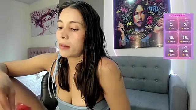 andykiuty online show from January 6, 8:12 pm