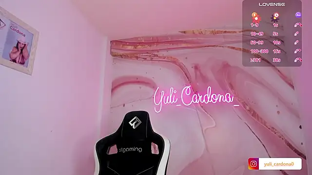 YuliCardona  online show from January 19, 4:03 pm