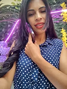 Astrid-- online show from October 9, 8:02 pm