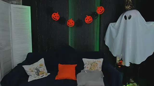 SarahCoksss online show from October 28, 1:22 am