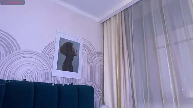 viviann evans online show from December 1, 1:42 am