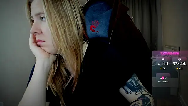 Olivia Munk online show from September 18, 6:01 am