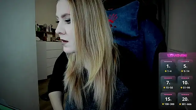 Olivia Munk online show from October 9, 5:22 am