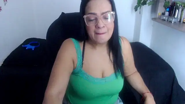 menfismuller2 online show from October 22, 6:02 pm