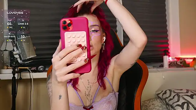 BlueCherryy online show from November 3, 6:56 pm