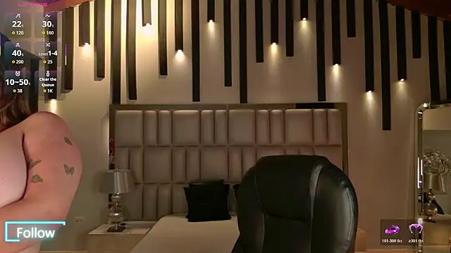 LisaMonroe  online show from February 9, 8:55 pm