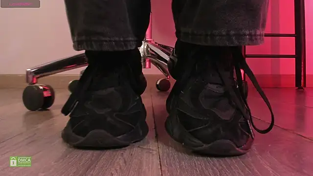 ammeliaa  online show from November 22, 5:21 am