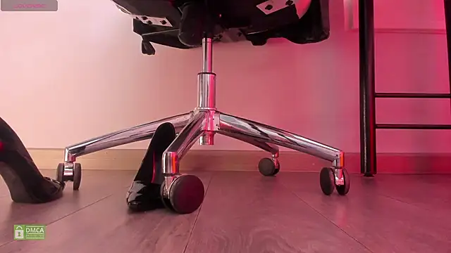 ammeliaa  online show from November 29, 6:50 am