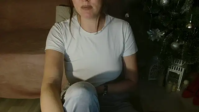 Imcarrieberry online show from January 10, 2:44 pm