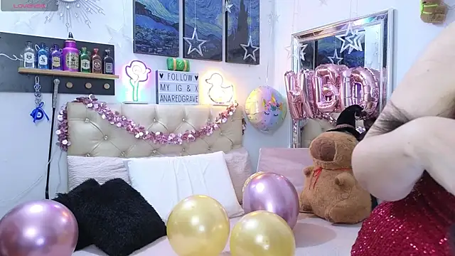 AnnaRedgrave online show from November 26, 5:30 am