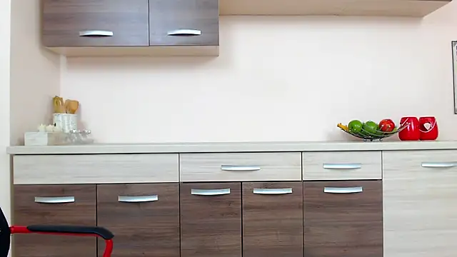 BrianaJoy online show from November 18, 6:47 am