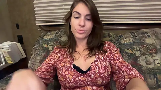 Snapshot of Milfywaysx chatting on October 7, 12:37 am Milfywaysx online show from October 7, 12:37 am