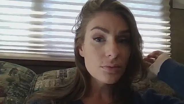 Snapshot of Milfywaysx chatting on September 8, 7:46 pm Milfywaysx online show from September 8, 7:46 pm